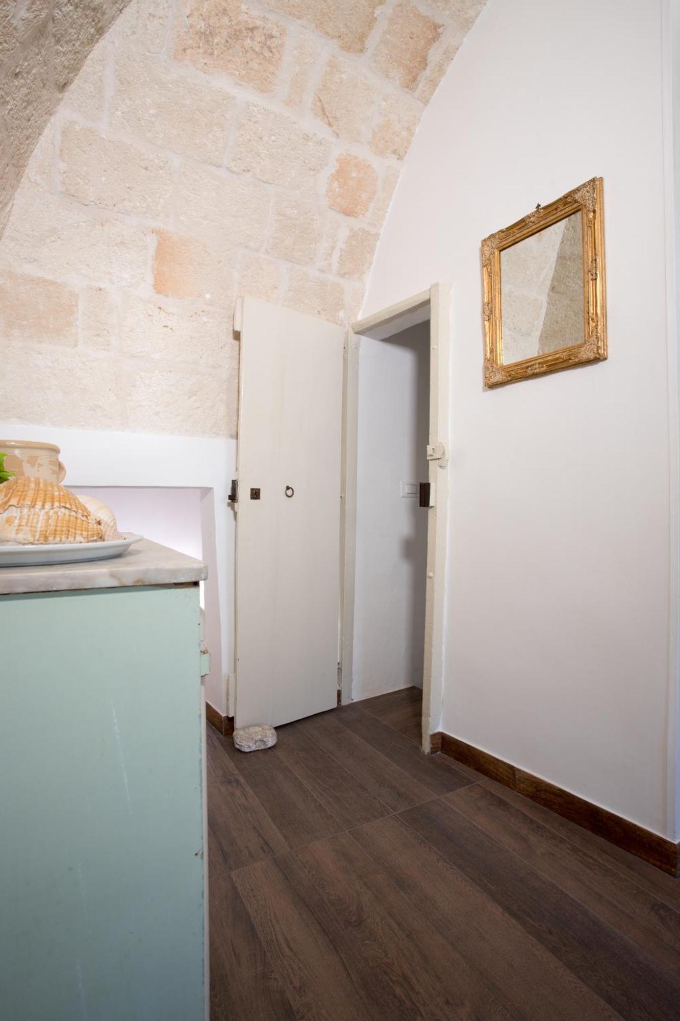 Sotto Il Campanile Apartment Monopoli Exterior photo